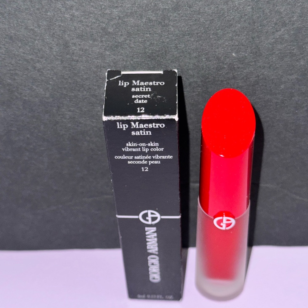 Giorgio Armani Lip Maestro Satin Liquid Lipstick — Vibrant Red (12) - Picture 2 of 10